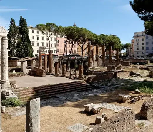Largo di Torre Argentina